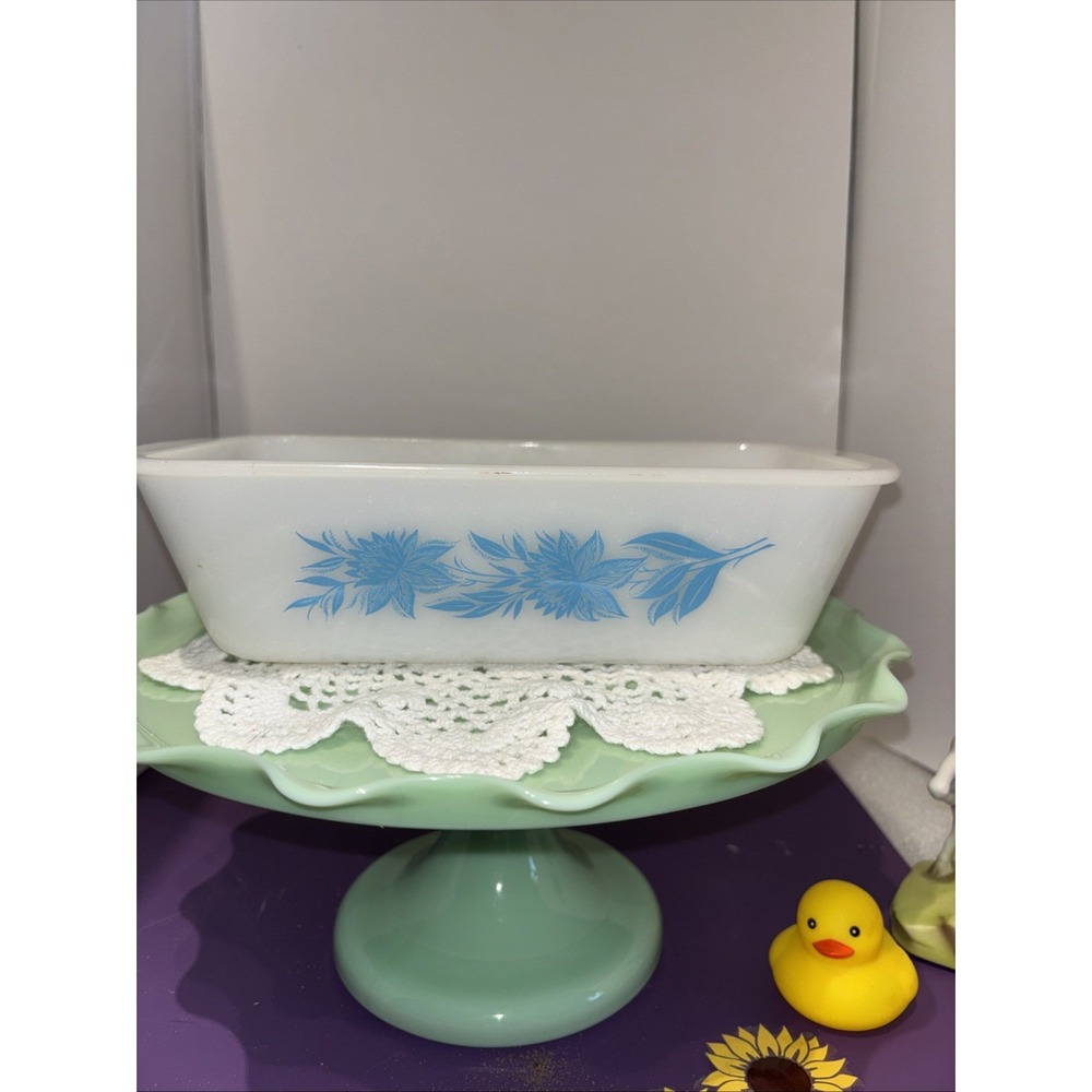 Vtg Glasbake Blue Thistle Loaf Pan J-522 1.5 Qt Milk Glass Aqua Teal Floral USA